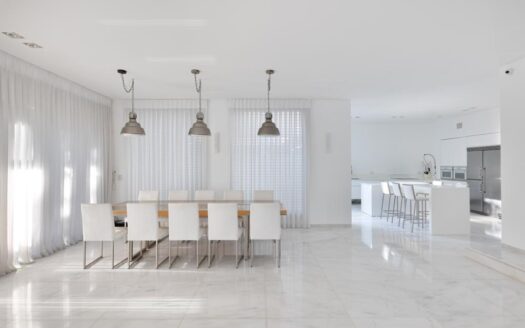 Elegant Villa with Pool